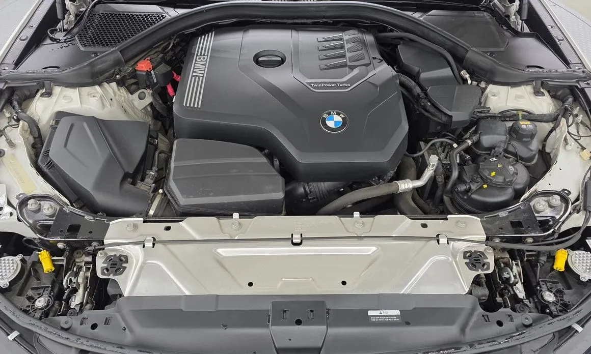 BMW 3-Series 2022 из KR, фото 10