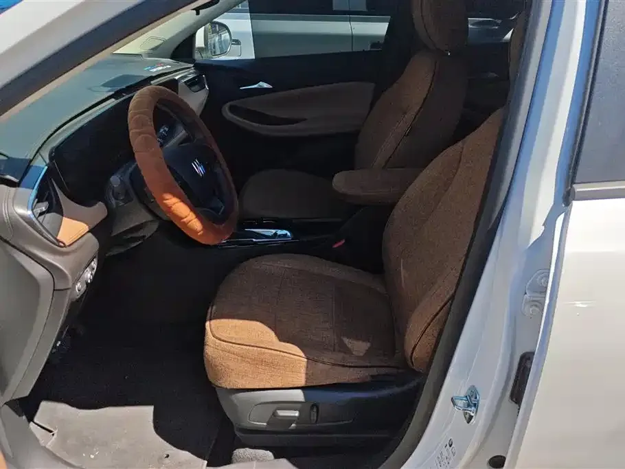 Buick PLUS 2024 из CN, фото 2