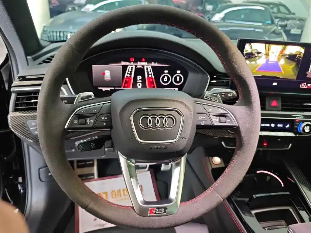 Audi RS 4 2024 из CN, фото 7