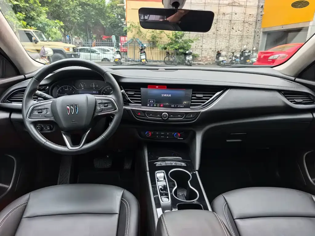 Buick Regal — фото 2