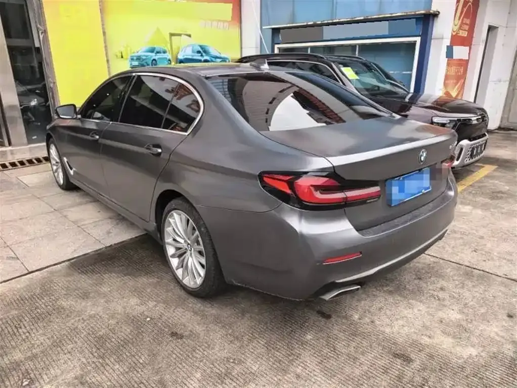 BMW 5 Series 2022 из CN, фото 5