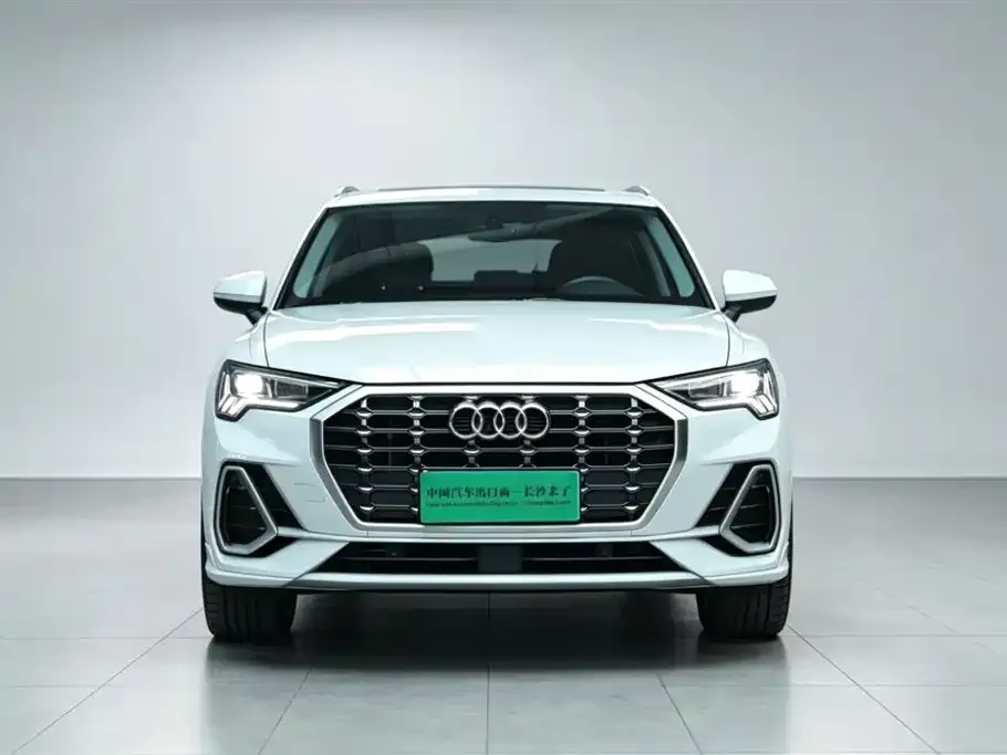 Audi Q3 — фото 3
