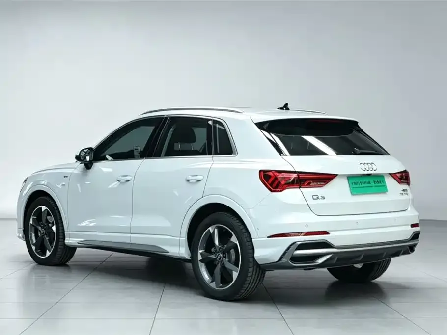 Audi Q3 — фото 7