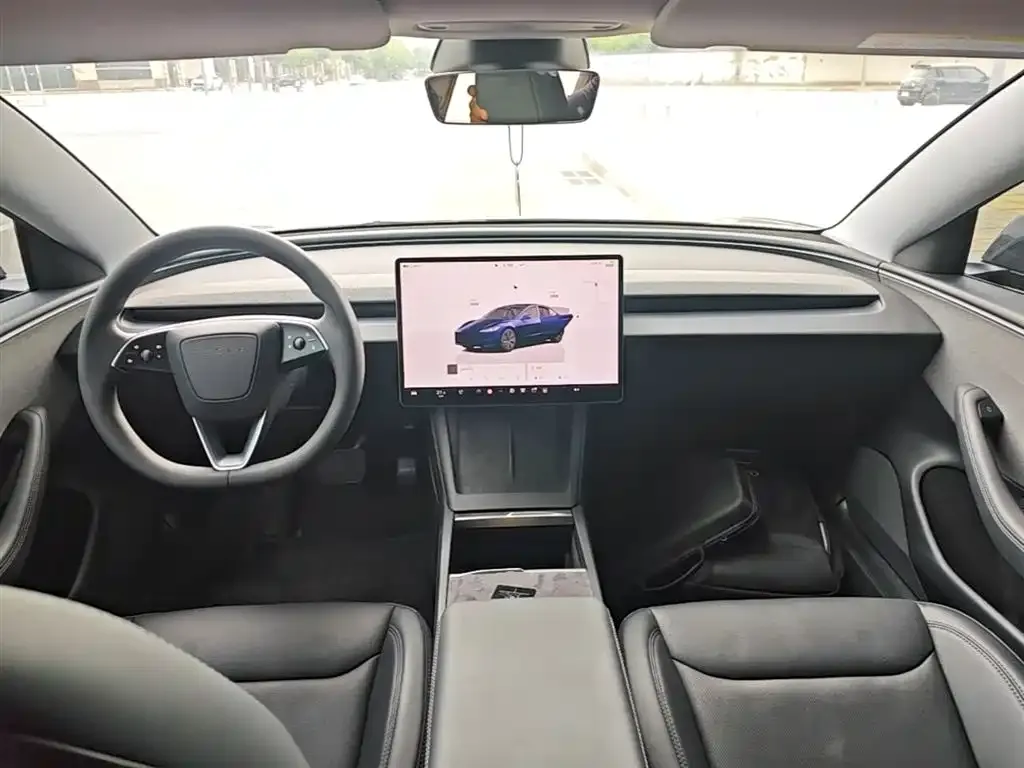 Tesla Model 3 — фото 6