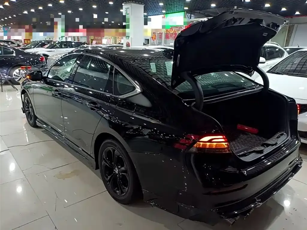 Honda Accord — фото 6