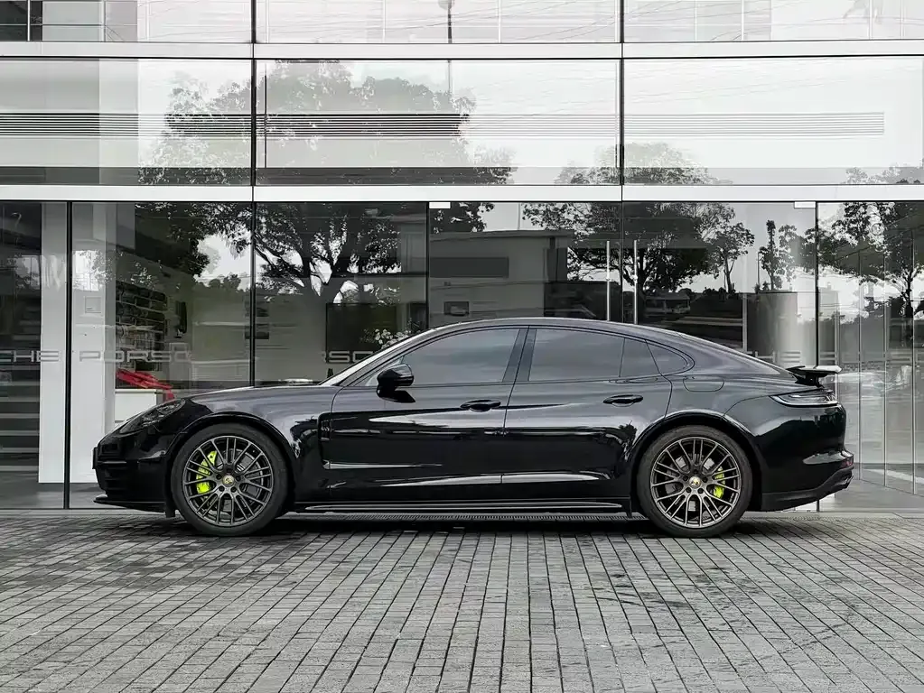 Porsche Panamera Hybrid 2022 из CN, фото 8