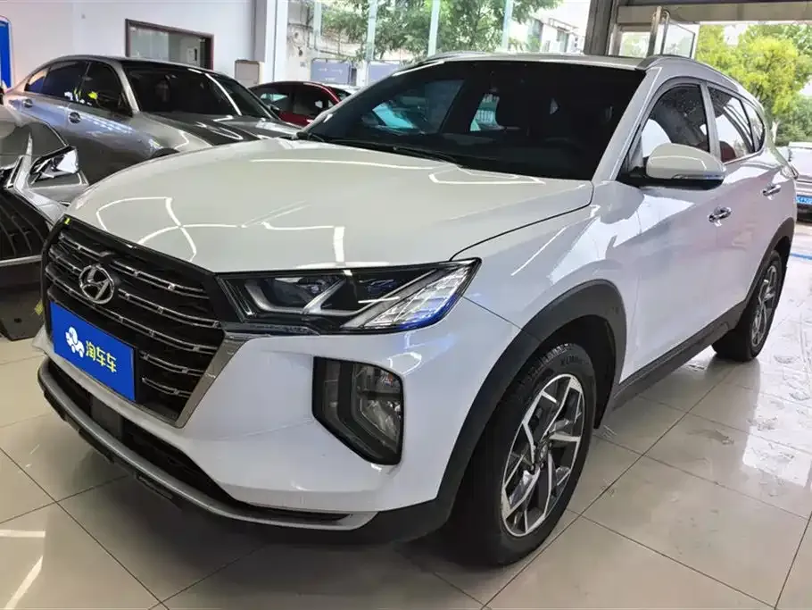 Hyundai Tucson — фото 1