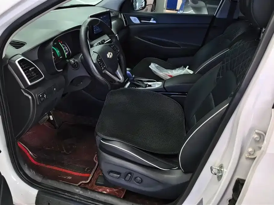 Hyundai Tucson — фото 6