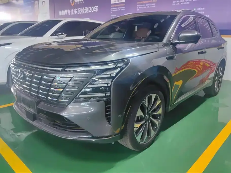 Changan CS75PLUS — фото 1