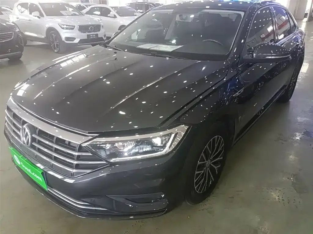 Volkswagen Sagitar