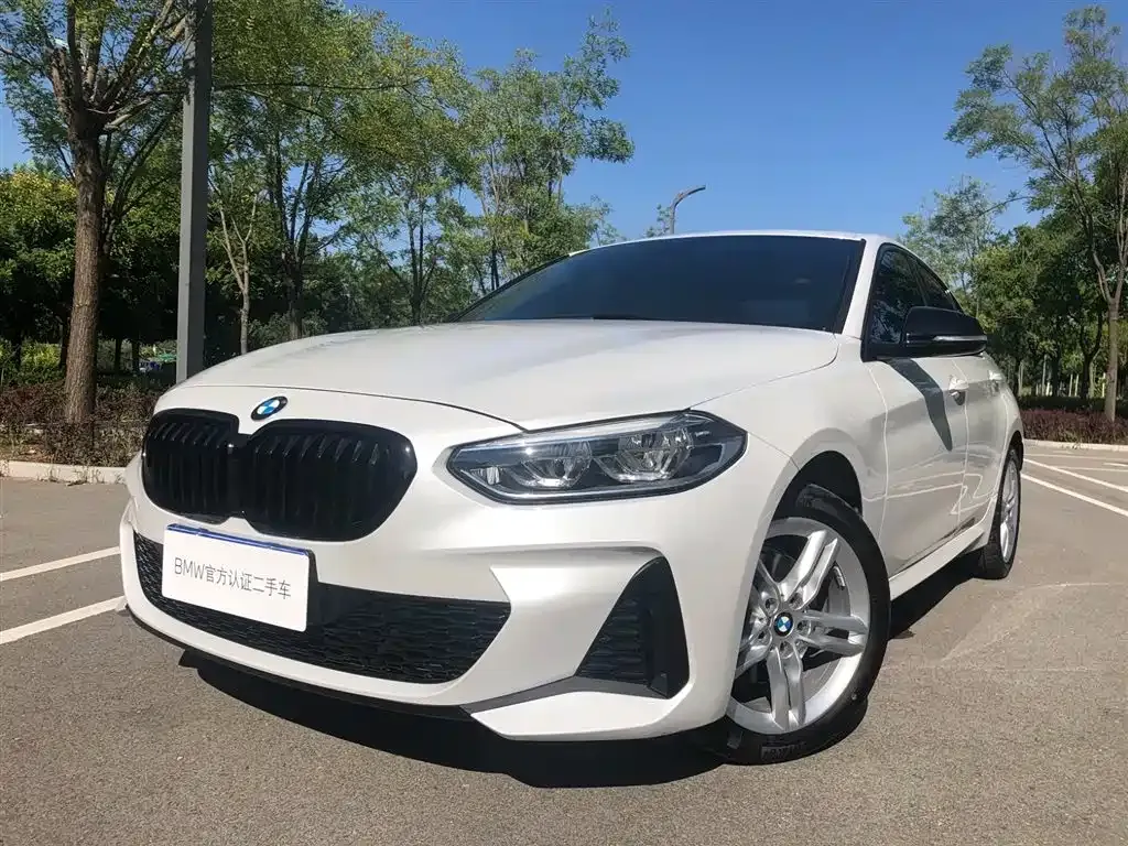 BMW 1 Series — фото 1