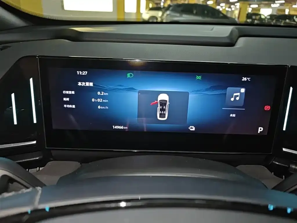Geely Galaxy L6 — фото 10