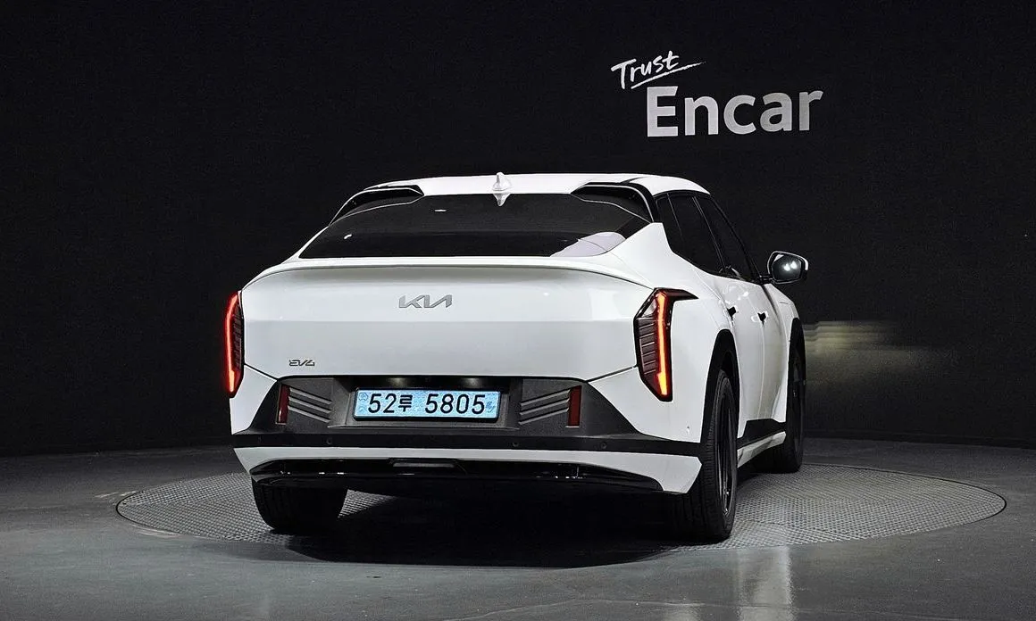 Kia EV4 2026 из KR, фото 10