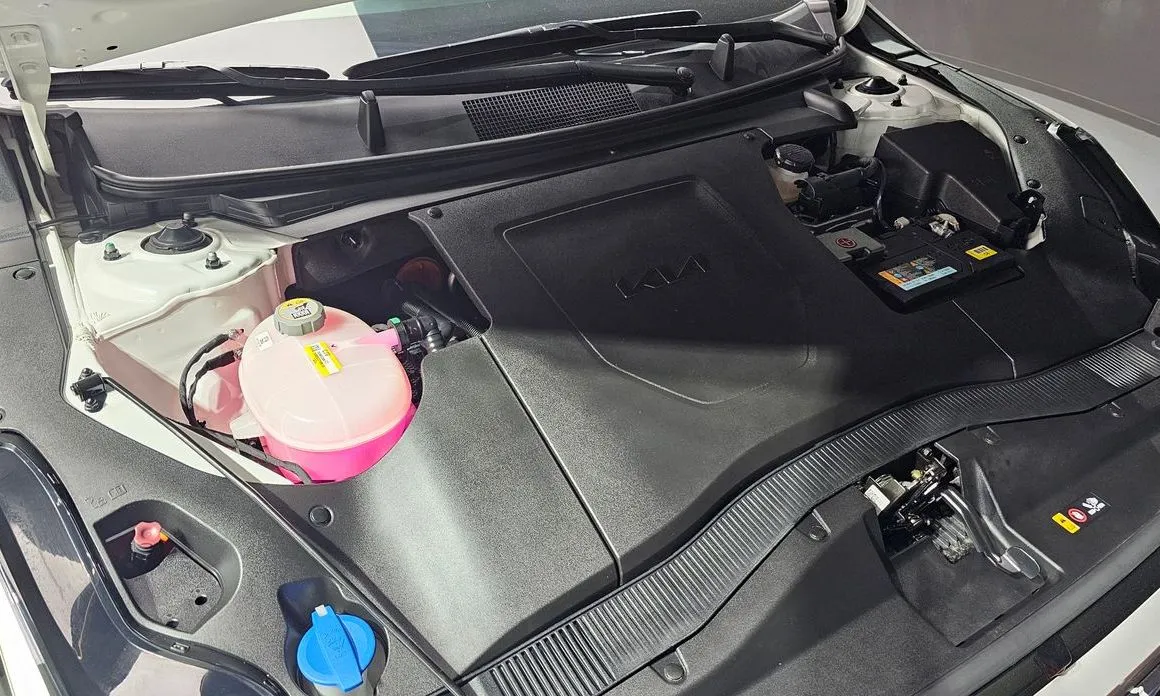 Kia EV4 2026 из KR, фото 8