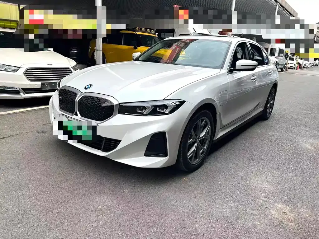 BMW i3 — фото 1