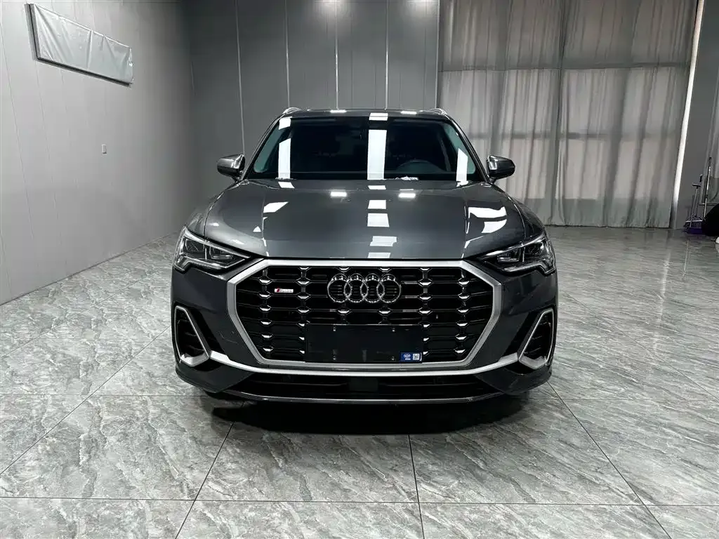Audi Q3 — фото 5