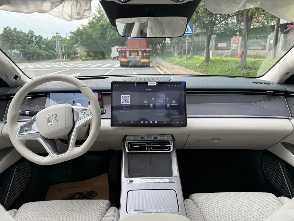 BYD Han L 2026 из CN, фото 6