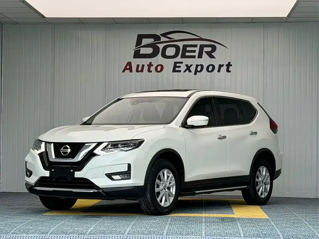 Nissan X-Trail — фото 1