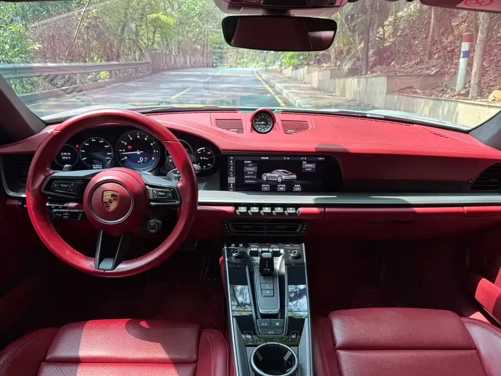 Porsche 911 2021 из CN, фото 8