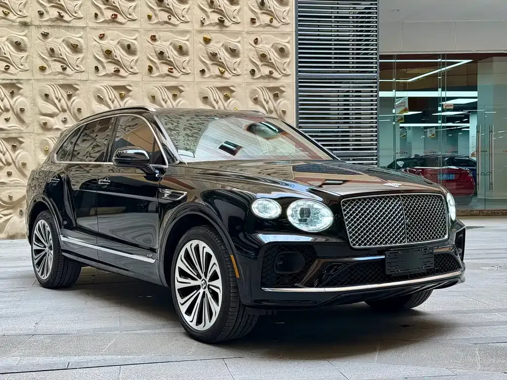 Bentley Bentayga — фото 7