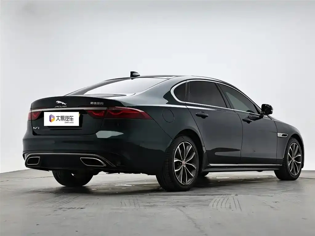 Jaguar XFL — фото 2