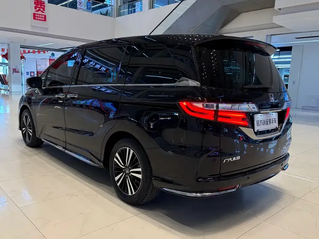 Honda Odyssey — фото 3