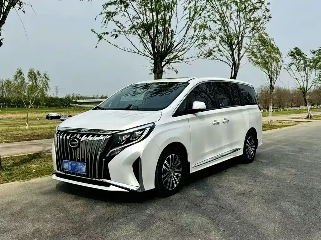 GAC Motor Trumpchi M8 — фото 1