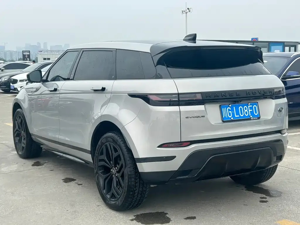 Land Rover Evoque — фото 8
