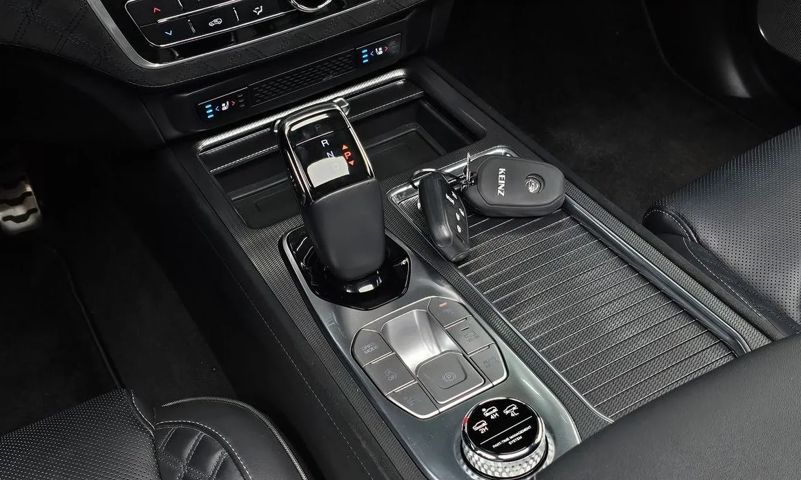 KG Mobility (Ssangyong) Rexton — фото 10