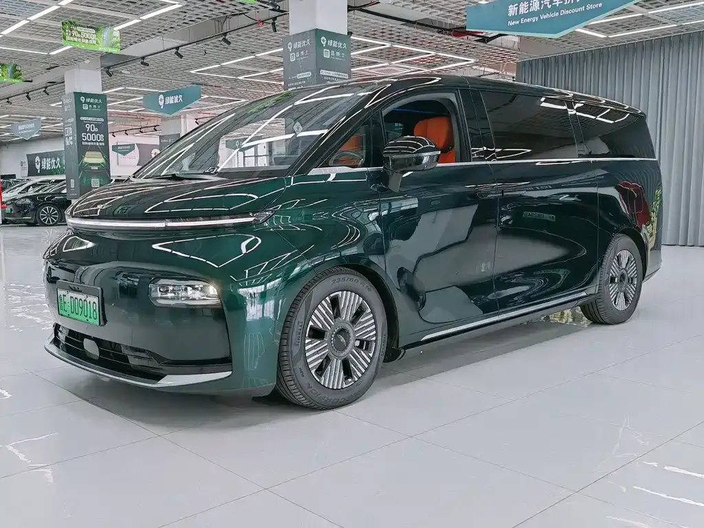 Geely Yizhen L380