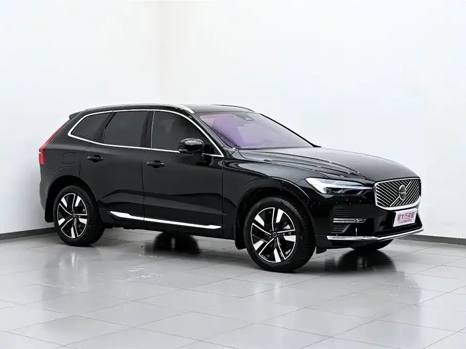 Volvo XC60 — фото 2