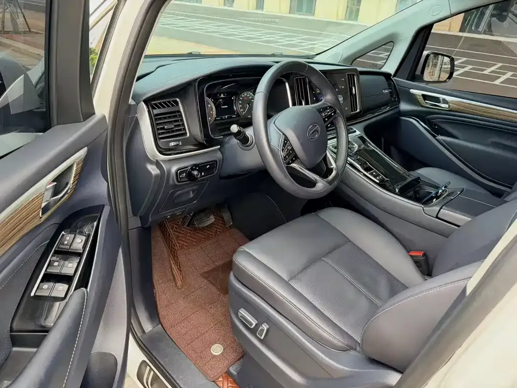 GAC Motor Trumpchi M8 — фото 6
