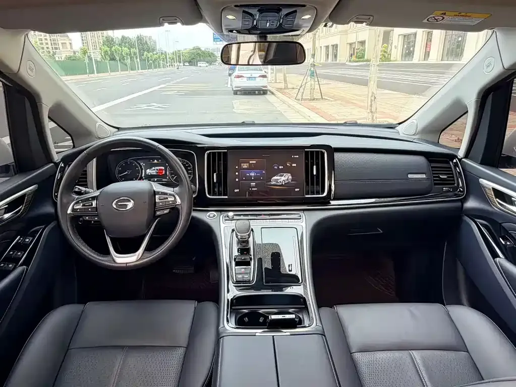 GAC Motor Trumpchi M8 — фото 8