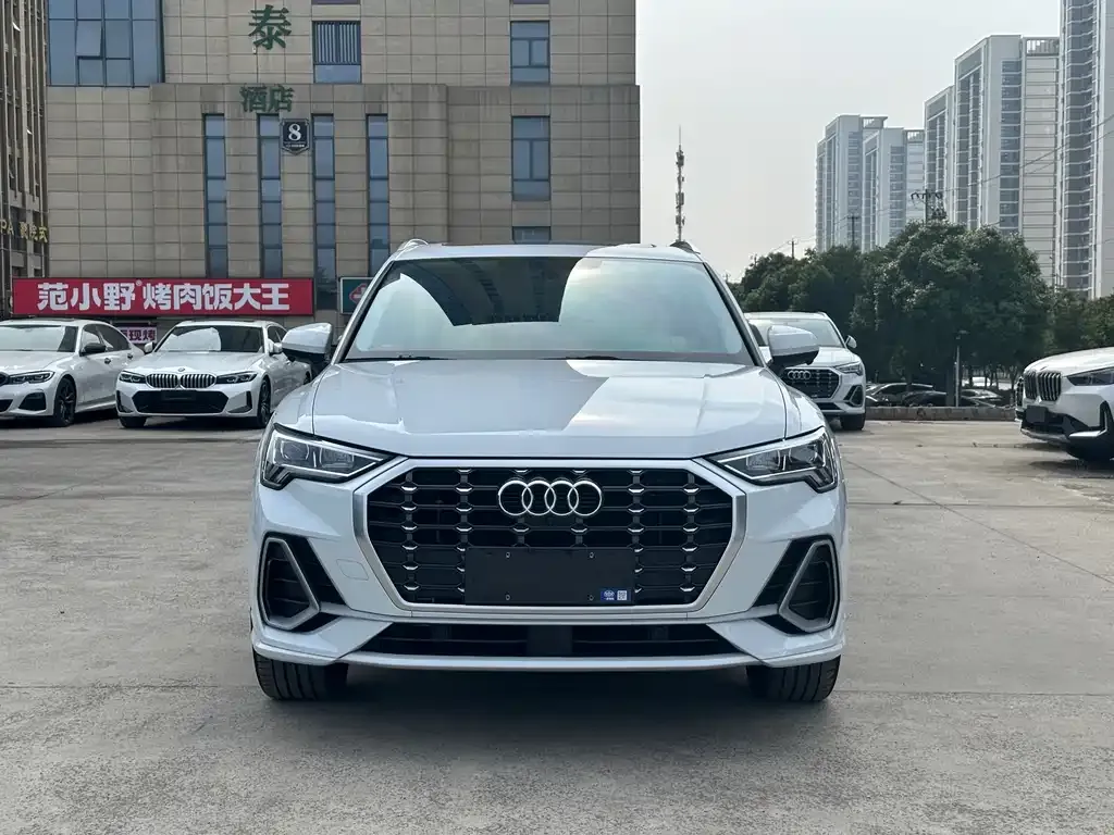 Audi Q3 — фото 4