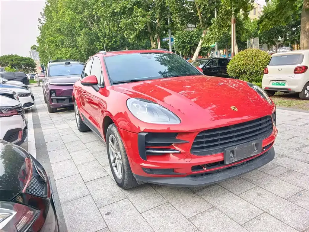 Porsche Macan — фото 9