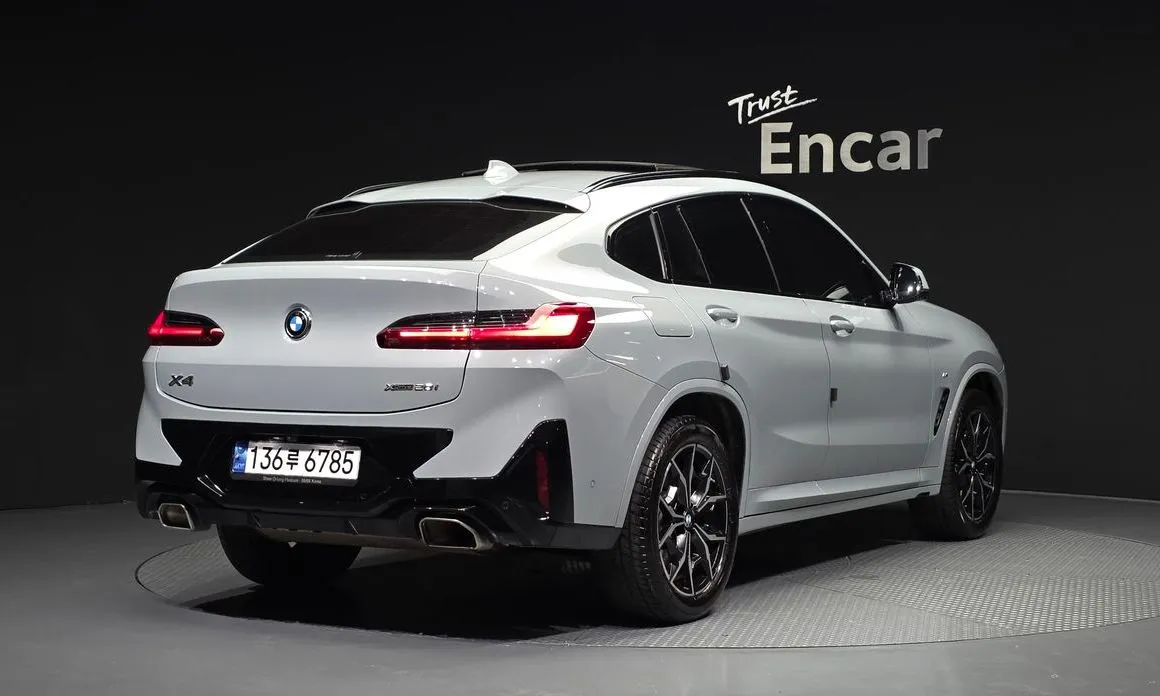 BMW X4 — фото 4