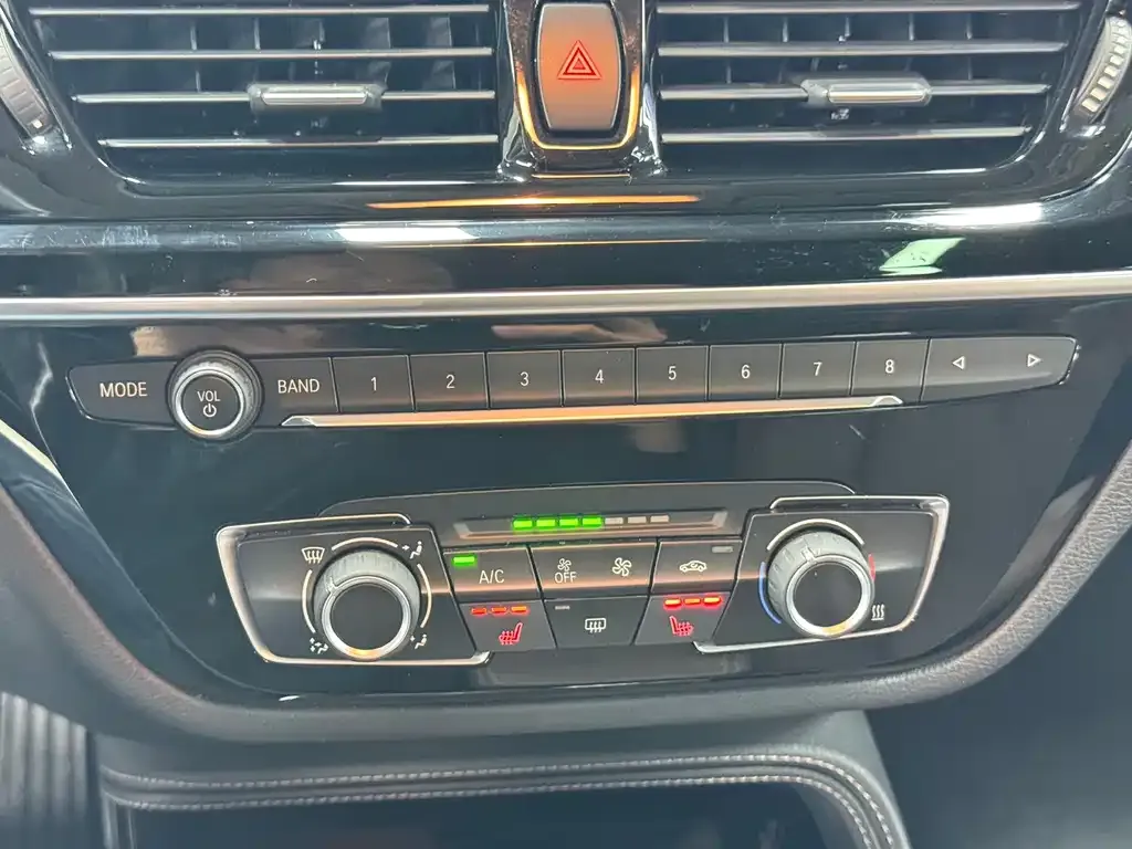 BMW 1 Series — фото 10