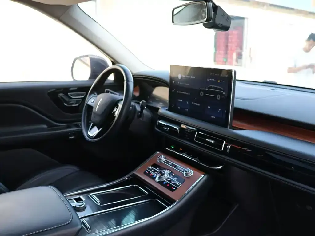 Lincoln Aviator 2023 из CN, фото 6