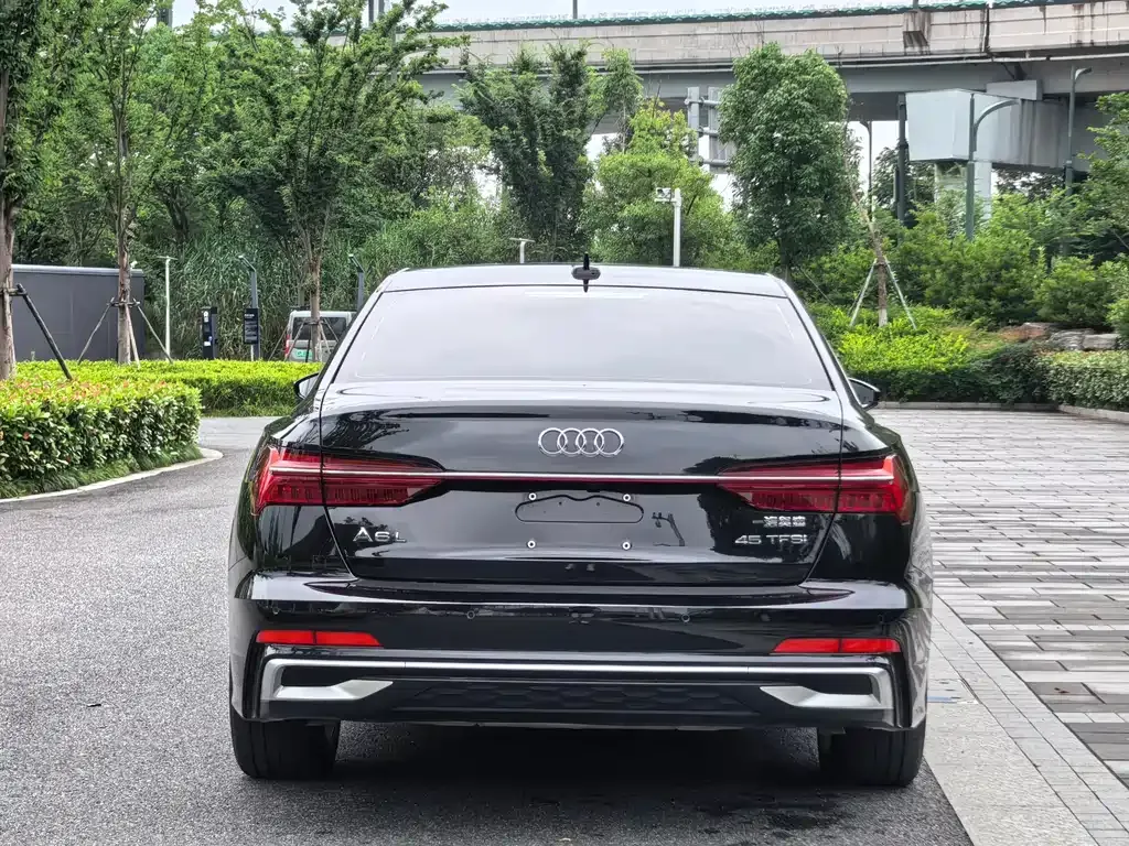 Audi A6L — фото 4