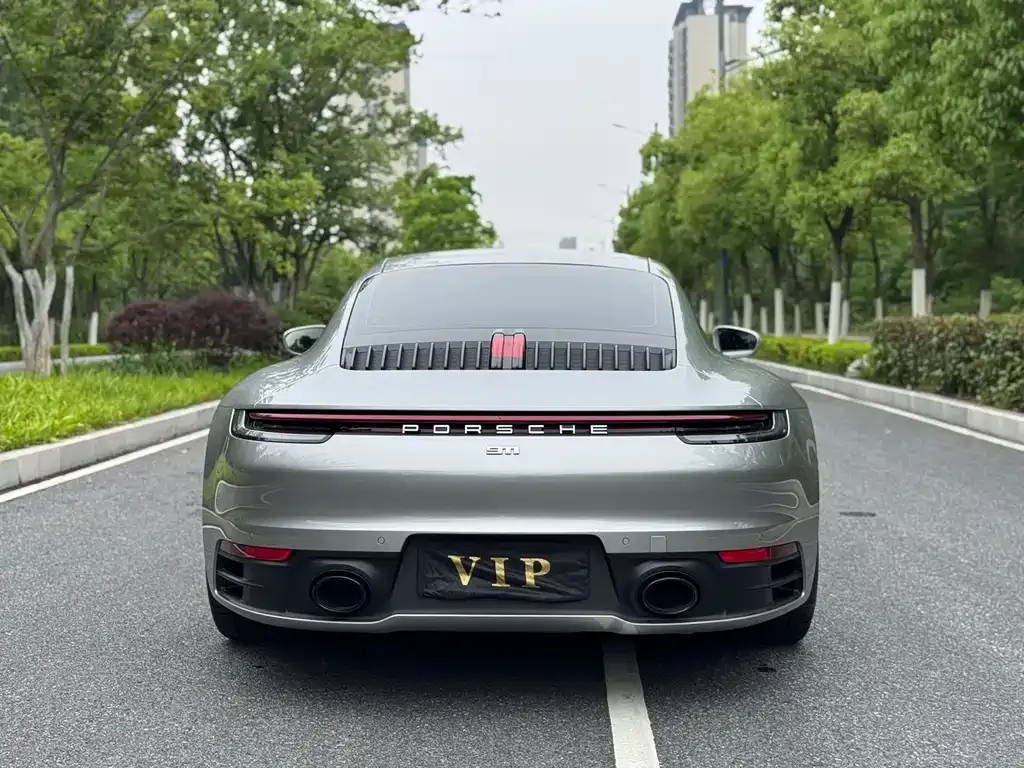Porsche 911 2025 из CN, фото 4