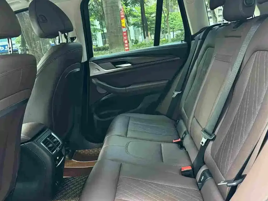 BMW X3 2021 из CN, фото 7