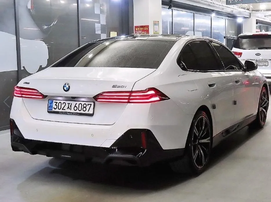 BMW 5-Series — фото 7