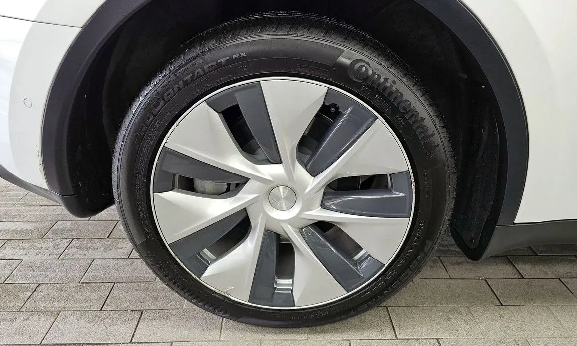 Tesla Model Y 2022 из KR, фото 9