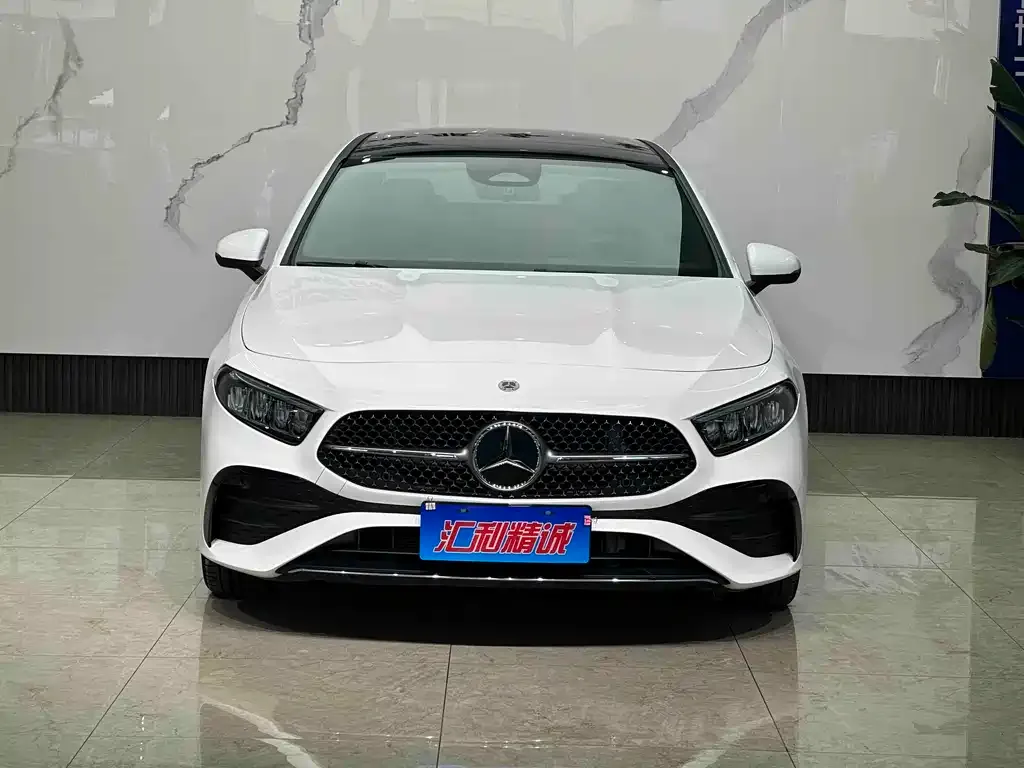 Mercedes-Benz A-Class — фото 10