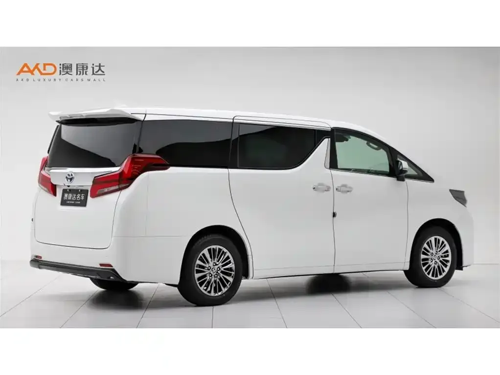 Toyota Alphard — фото 3