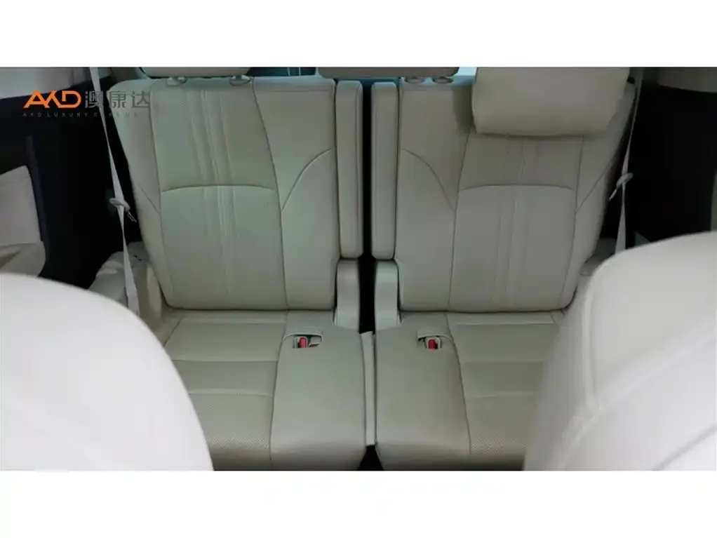 Toyota Alphard — фото 8