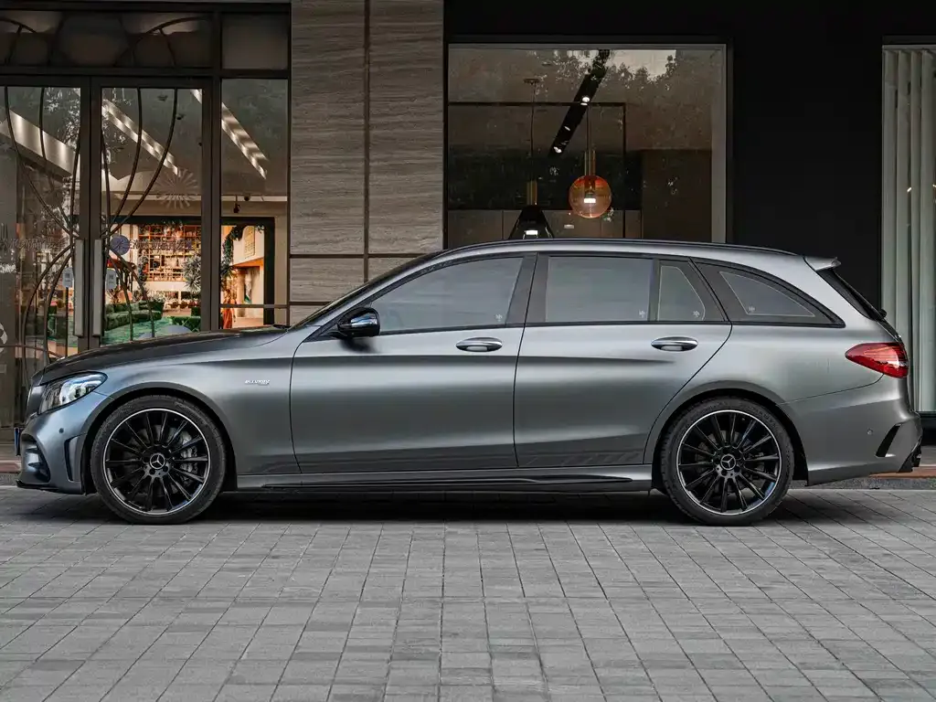 Mercedes-Benz C-Class AMG — фото 10