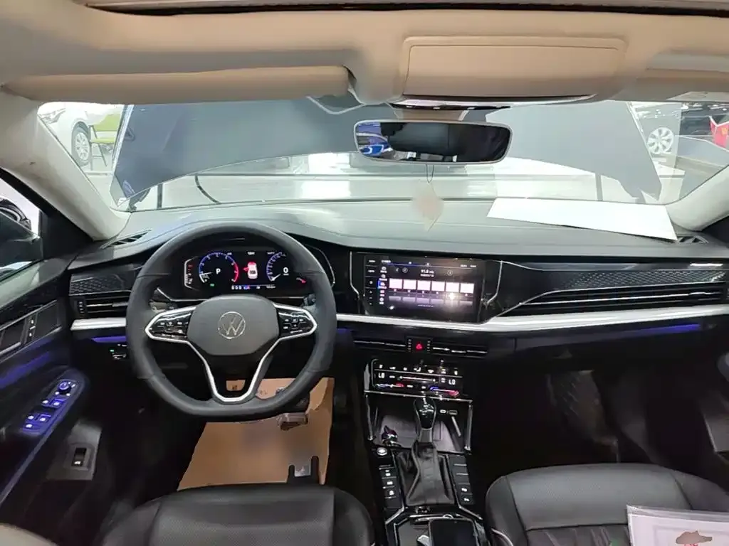 Volkswagen Passat — фото 7