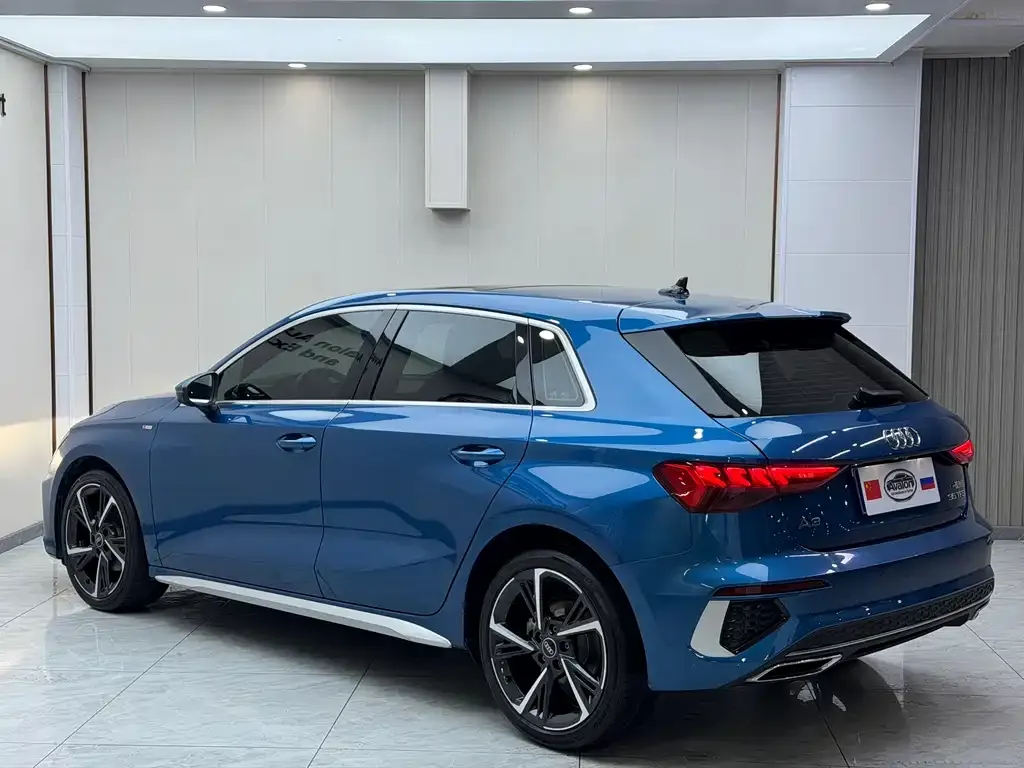 Audi A3 2023 из CN, фото 5