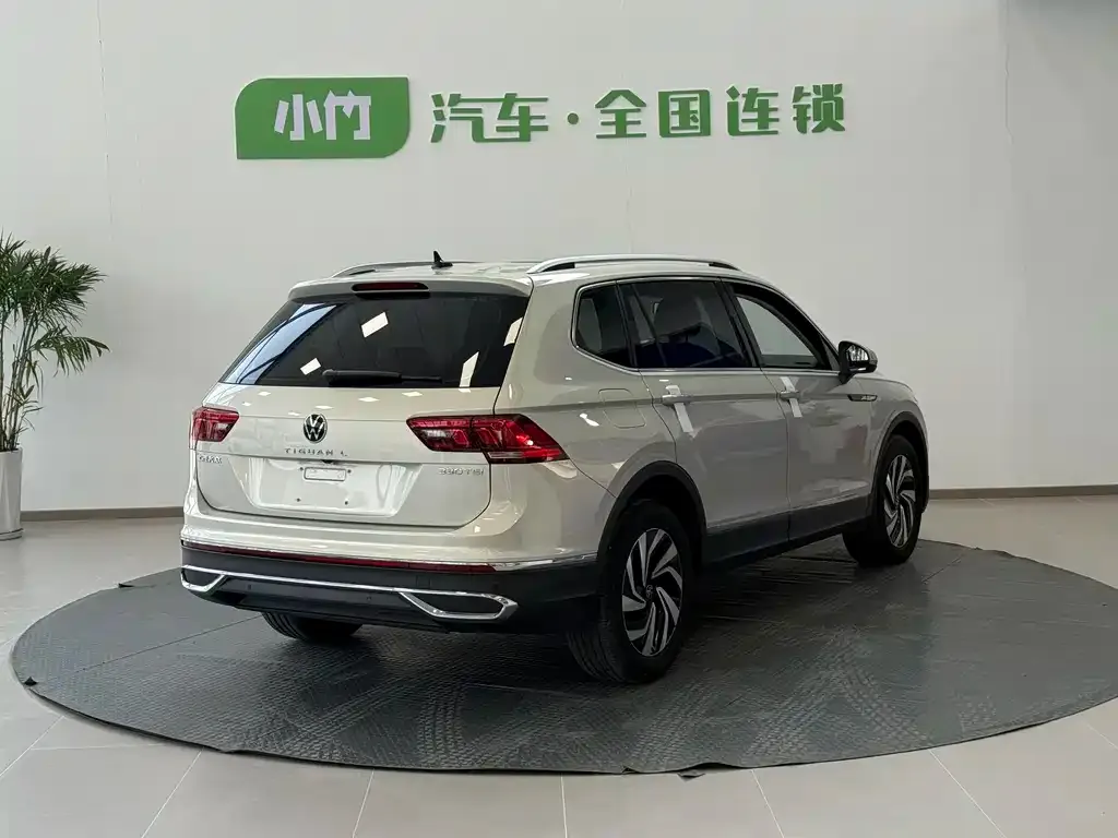 Volkswagen Tiguan L 2023 из CN, фото 8